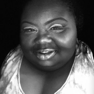 Meet your Posher, Daliaka